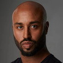 Isaiah Adam als Lt. Reid