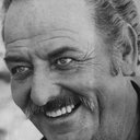 Alfonso Rojas als Amos Brownsberg