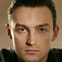 Александр Арсентьев als Roman
