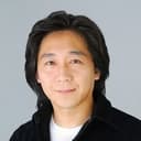 Keijin Okuda als Male Announcer (voice)