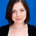 Natasha Greenblatt als Sis Cratchit