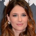 Mélanie Bernier als Lola