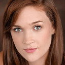 Megan Elizabeth Barker als Emma