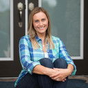 Dana Anderwald als Yvonne Williams