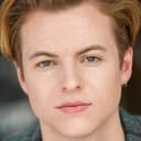 Garrett Forster als Jackson