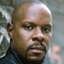 Avery Brooks als Dude on Bus