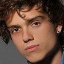 Matheus Polis als Théo (Jovem)