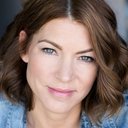 Rya Kihlstedt als Lenina Crowne