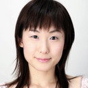 Sumomo Momomori als Girl A (voice)