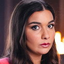 Tara Lina Shahin als Self