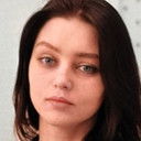 Nastya Golubeva Carax als Little Girl