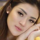 Sylvia Genpati als Kanti / Miss K