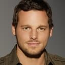 Justin Chambers als Barry Allen / The Flash (voice)