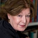 Roberta Taylor als Miss Reading