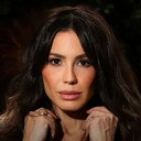 Juliana Knust als Leila