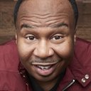 Roy Wood Jr. als Dr. Richter