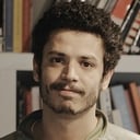 Rafael Queiroga als Locutor 4 (Z.É)