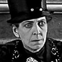 Billie Latimer als Tall Customer (uncredited)