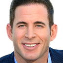 Tarek El Moussa als Self - Host