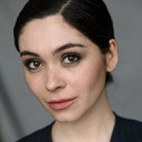 Tamara Romera Ginés als Dora Dymant