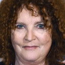 Valérie Mairesse als Magali Gianelli, la femme du patron du café