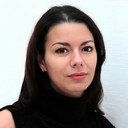 Amina Menia als Self