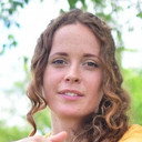 Laura Lardeux als Anne