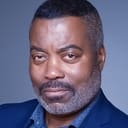 Christopher Ricardo Price als Résident