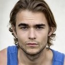 Taylor Jorgensen als Seth