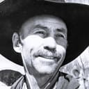 Hank Worden als Marshal John Chisum