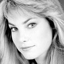 Paula Irvine als Liz