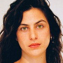 Fotinì Peluso als Jasmine