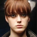 Kayden Rose als Laura