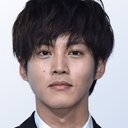 松坂桃李 als Mikito Tsurugi