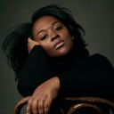 Reisha Reynolds als Nina