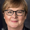 Linda Reynolds als Self