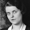 Betty Starbuck als Flo Goodrich