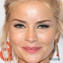 Anita Briem als Elín