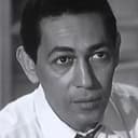 Kamal Yasseen als Ashraf El-Behairy