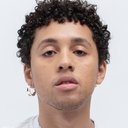 Jaboukie Young-White als Borat