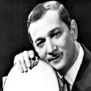 Μανώλης Χιώτης als singer