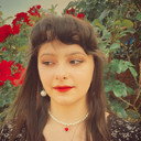 Albina Voloshka als The narrator