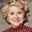 Esther García als Woman who does nails