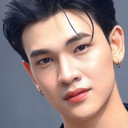 สมชาย เจริญสุข als Shine