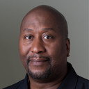 Sean Dino Johnson als Sean 'Dino' Johnson