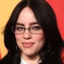 Billie Eilish als Cantora