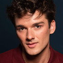 Noah Neitch als Mario
