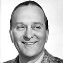 Lynne Overman als Agent Pete Griswold