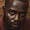Eric Nwanso als Commandant