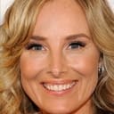 Chynna Phillips als Cindy Moore